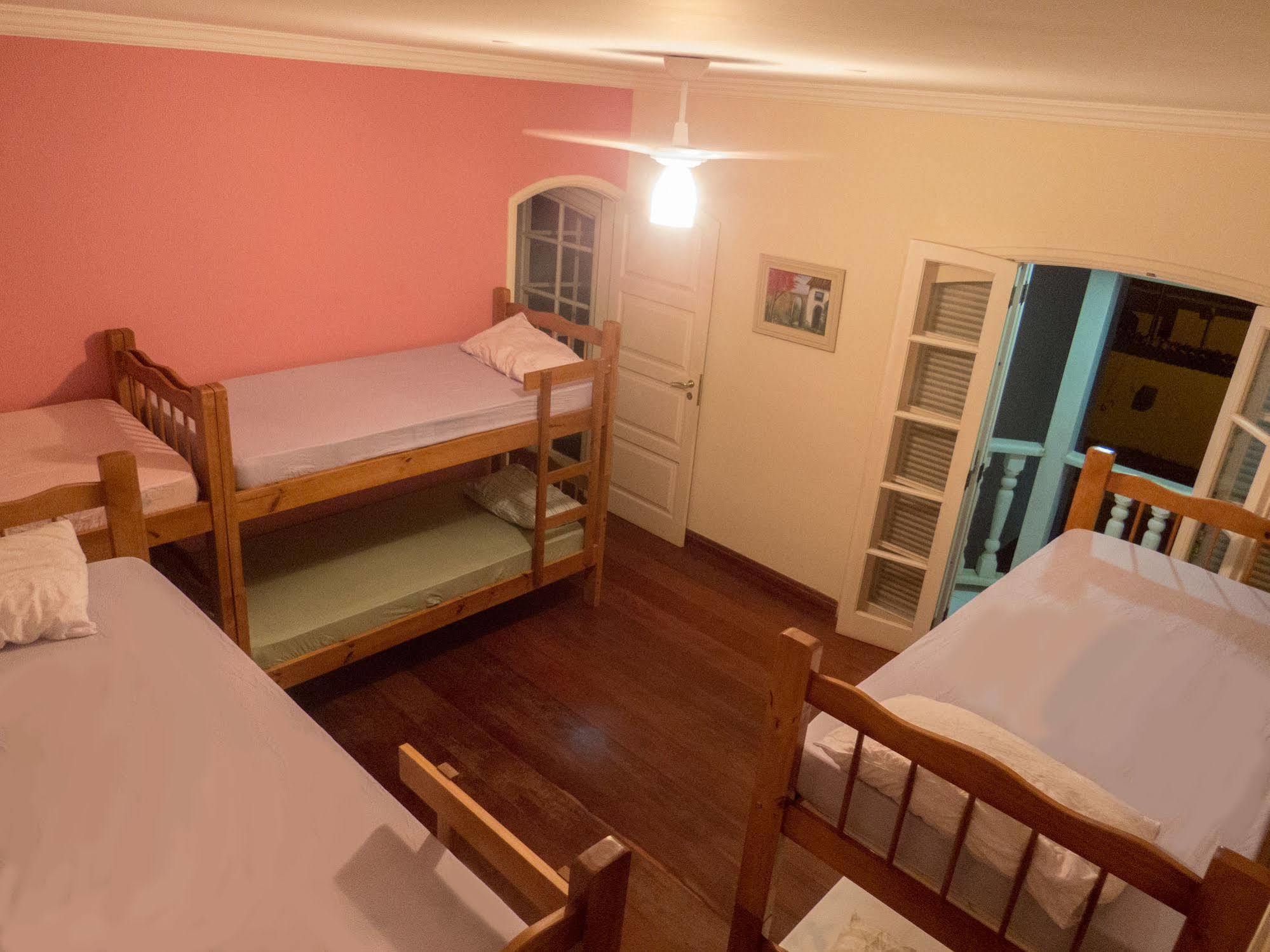 Canguru Hostel Araquari Eksteriør billede