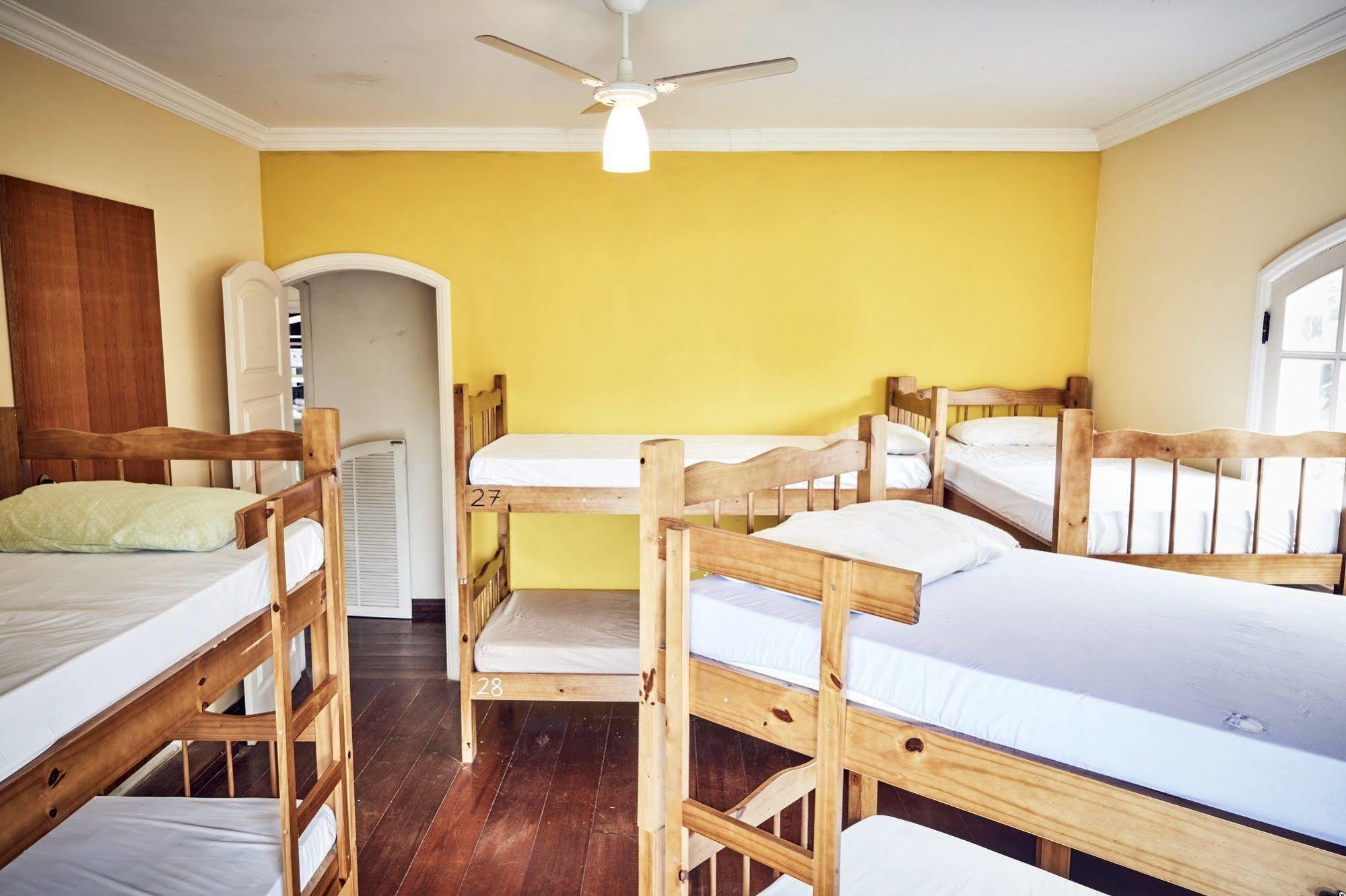 Canguru Hostel Araquari Eksteriør billede